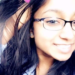 Meet your Posher, Annie